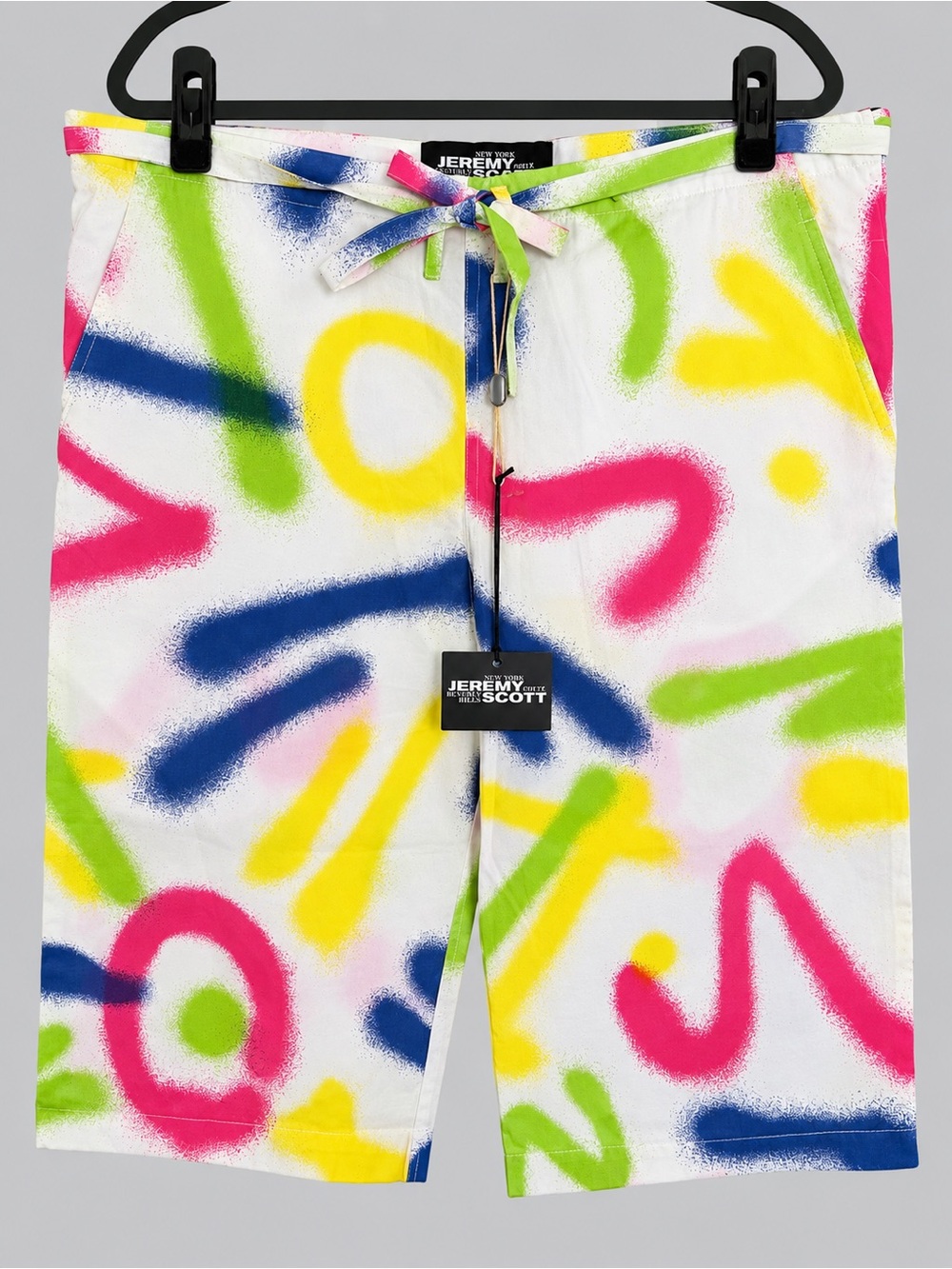 Jeremy Scott Graffiti Print Bermuda Shorts Women's US 6 IT 40 NWT Italy